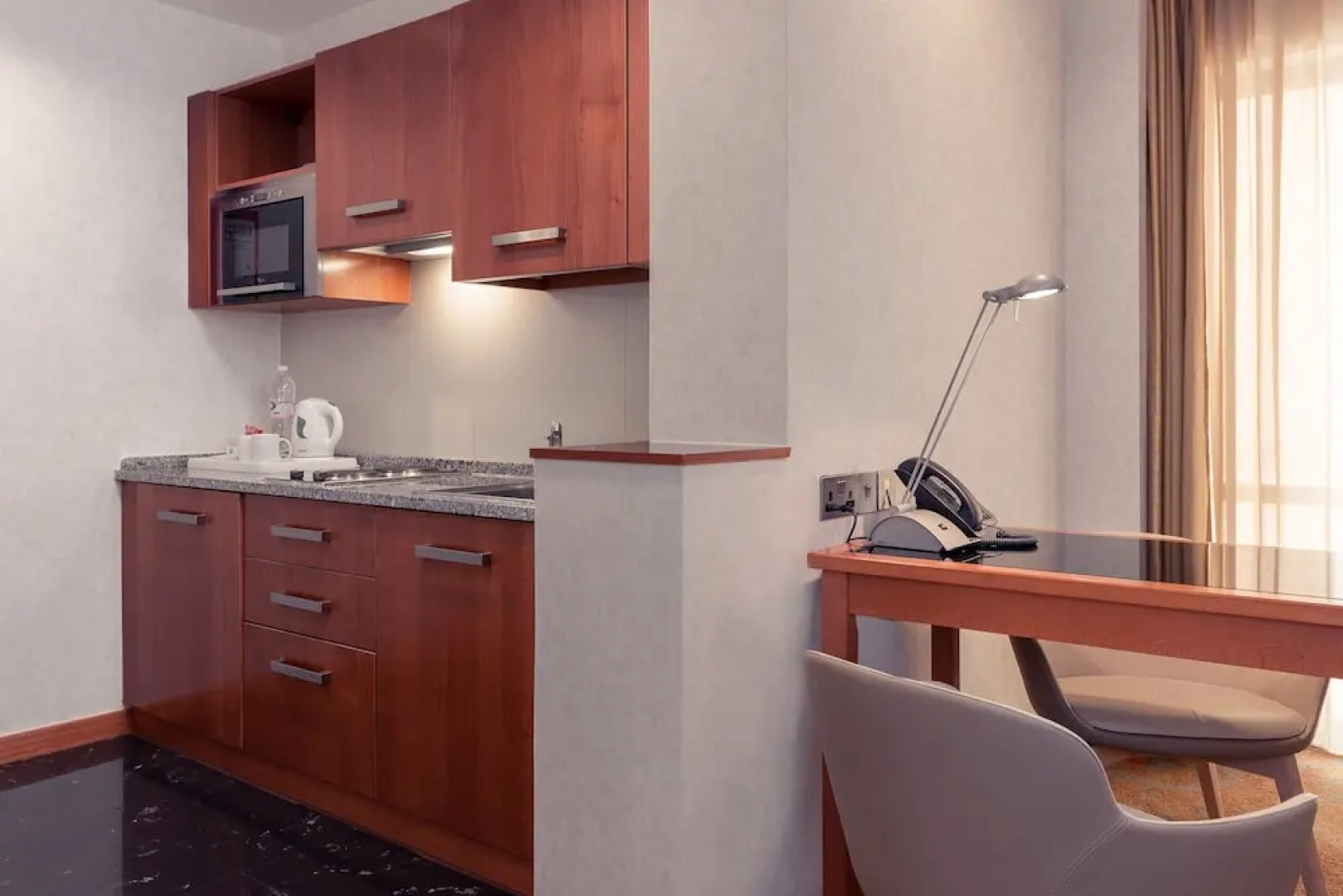 Holiday Inn Suites Kuwait by IHG