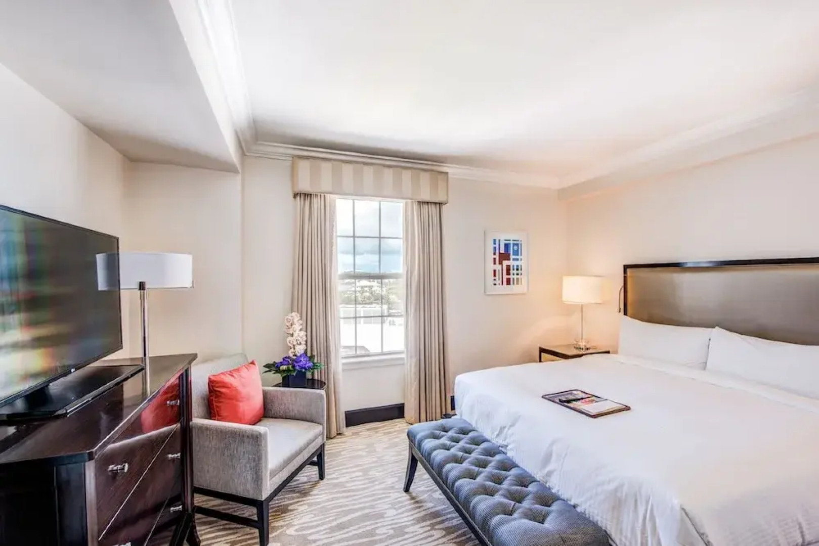 Hamilton Princess - Fairmont Gold Experience