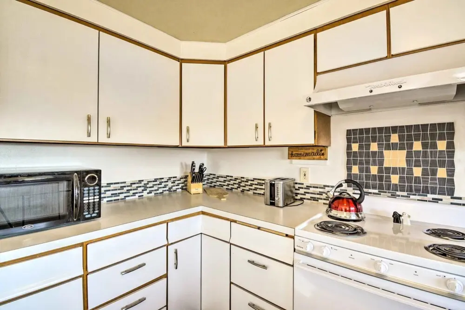 Relaxing Poulsbo Duplex w/ Liberty Bay Views!