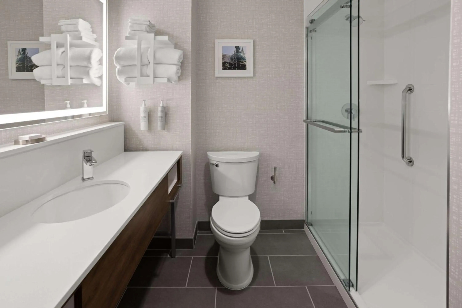 Hampton Inn Cleveland Airport - Tiedeman Road
