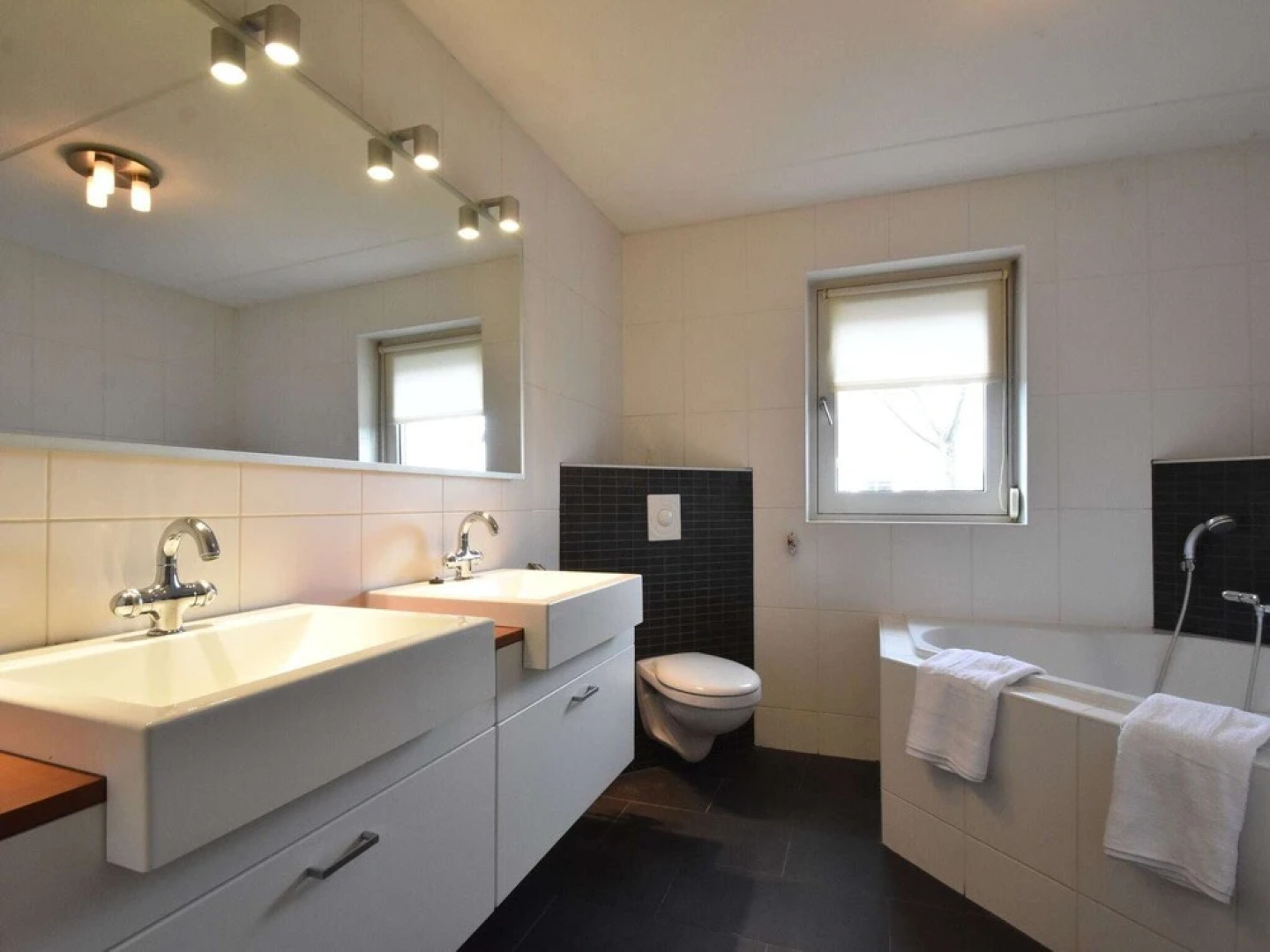 Family Home in Zeewolde by Forest Trails