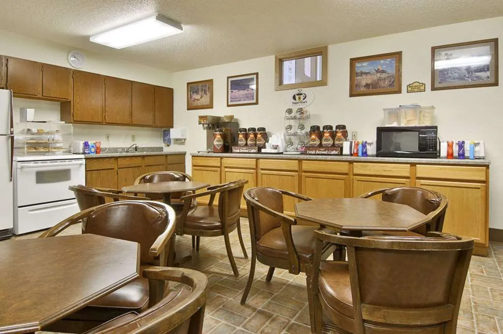 Super 8 Hill City/Mt Rushmore/ Area