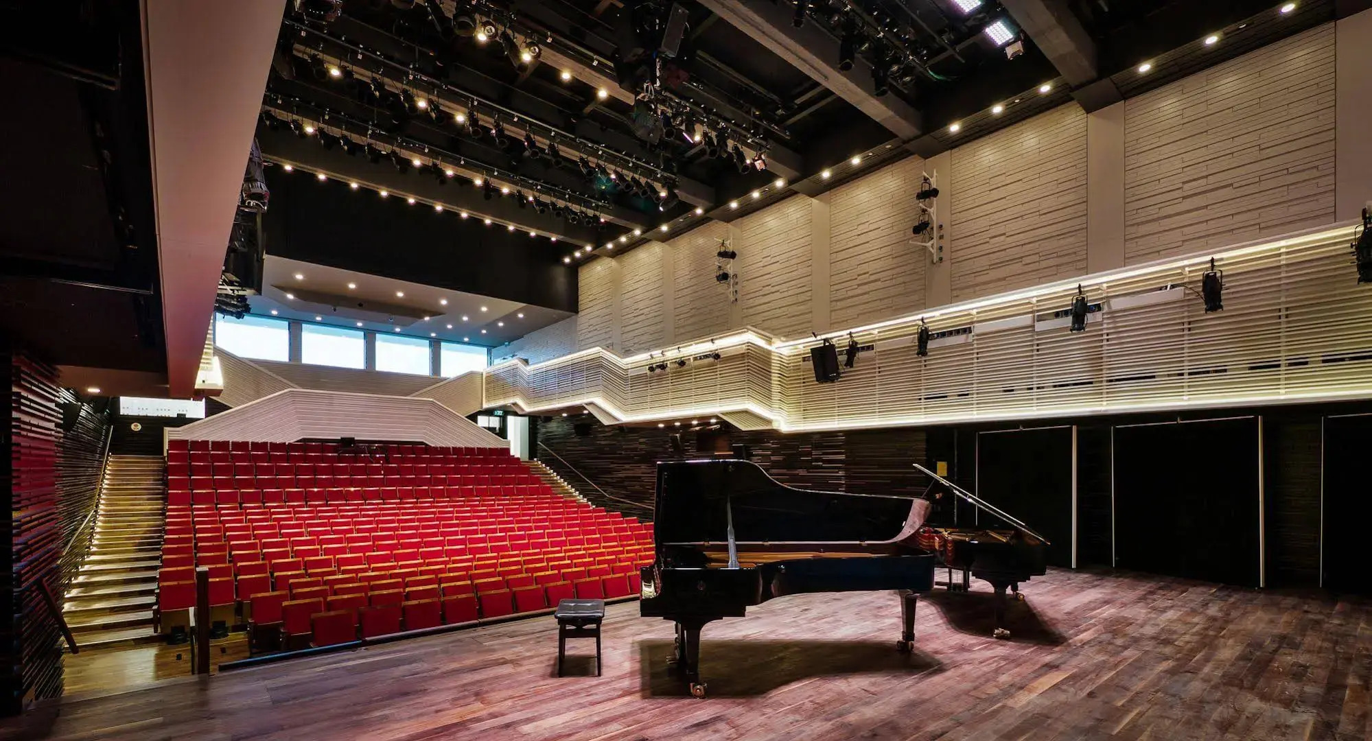 Elma Hotel and Art Complex