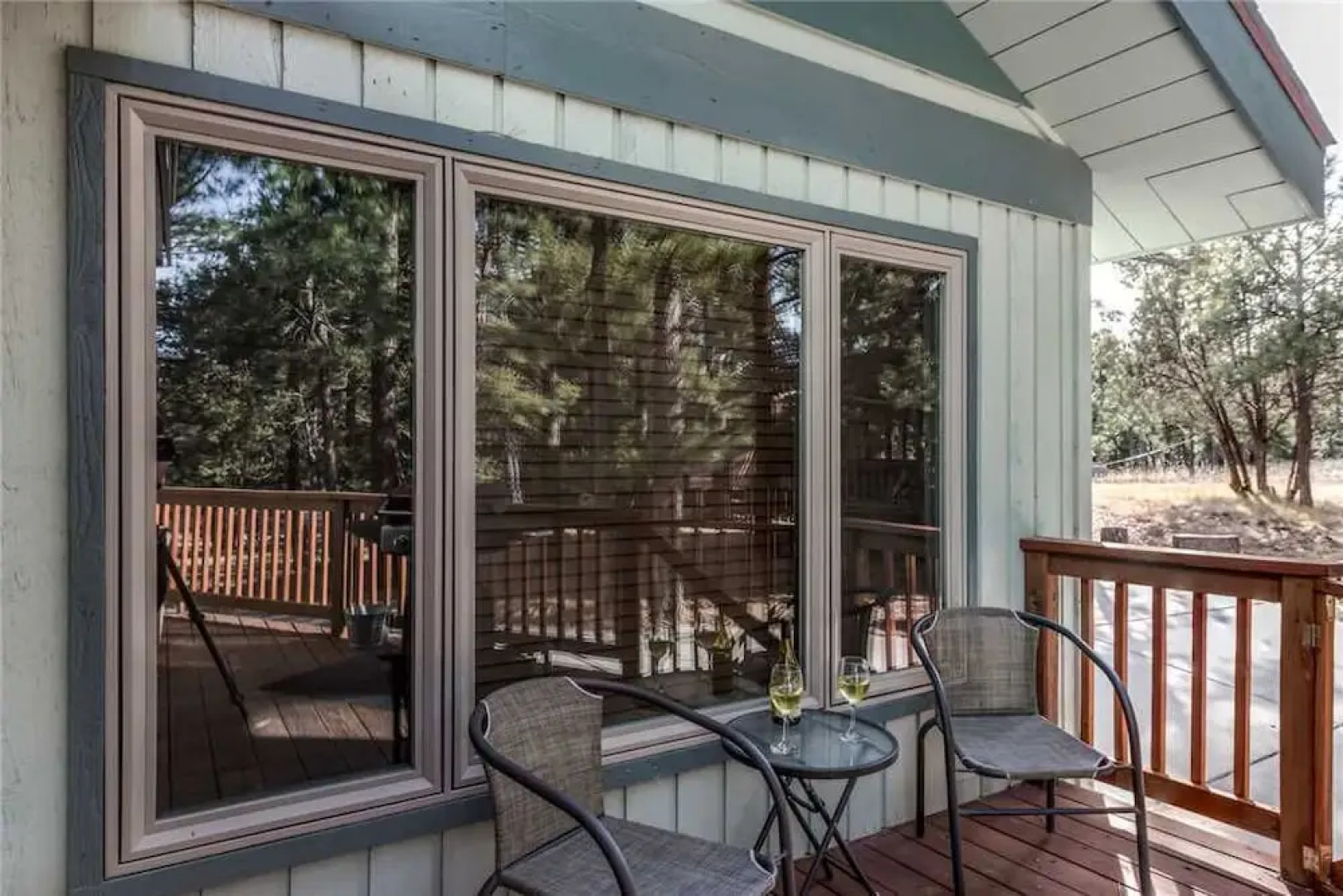 Alto Chalet - Three Bedroom Cabin with Hot Tub