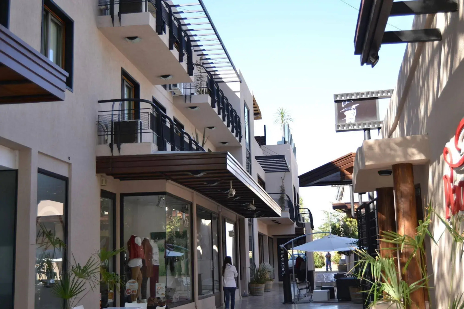 Plaza Paradiso Petit Hotel