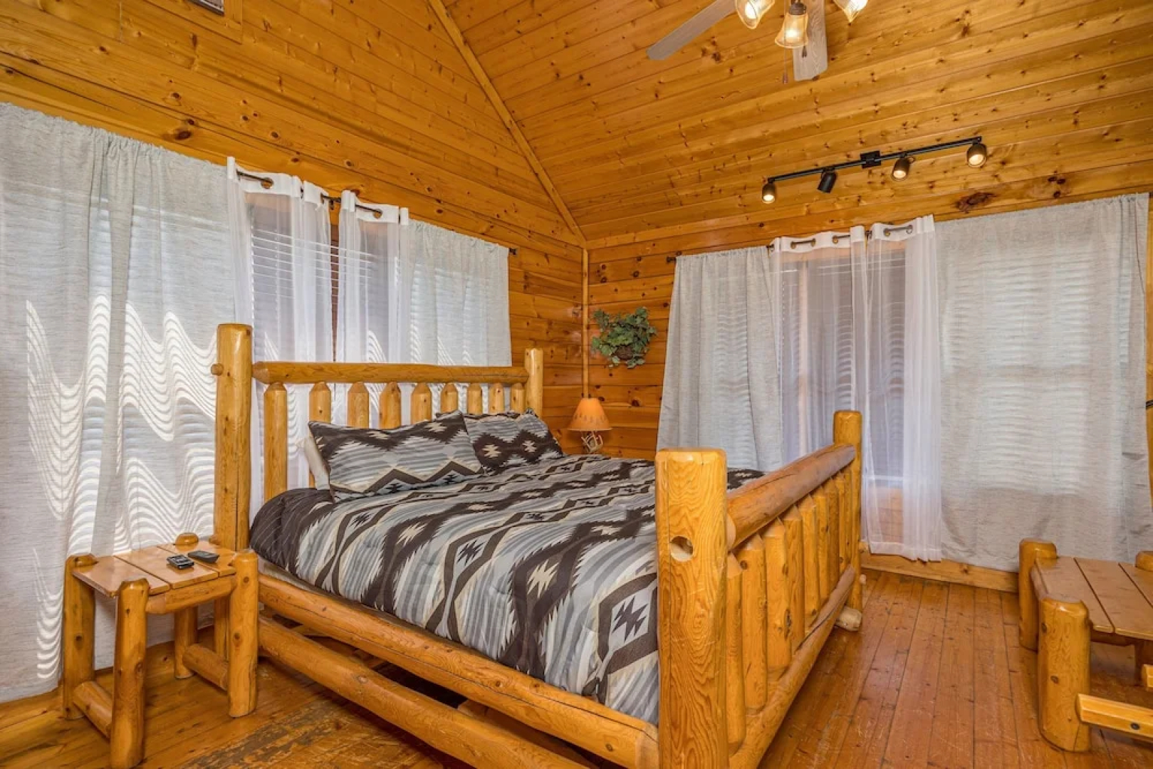 Dream on High - One Bedroom Cabin