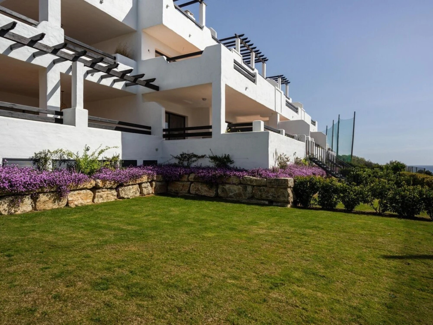 Suave Apartment in Casares Costa With Swimming Pool