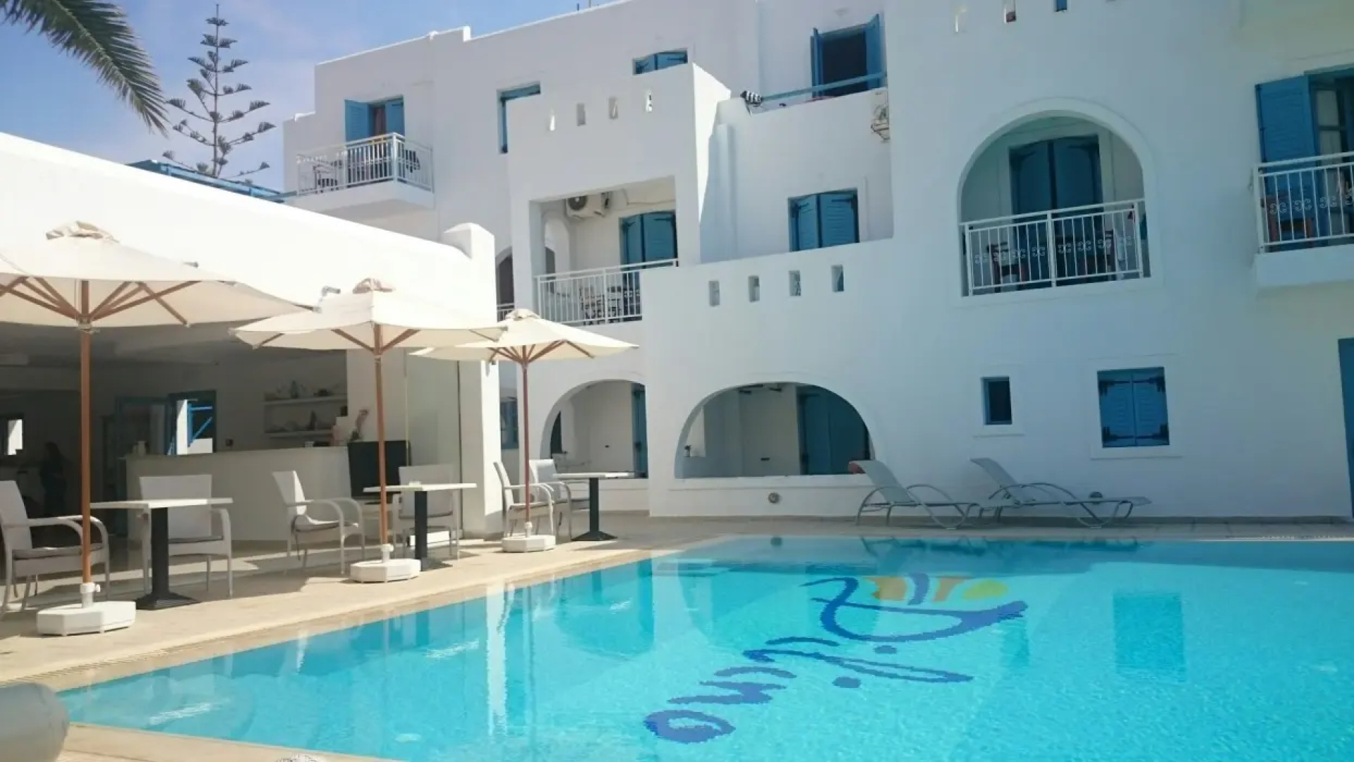 Dilino Hotel Studios