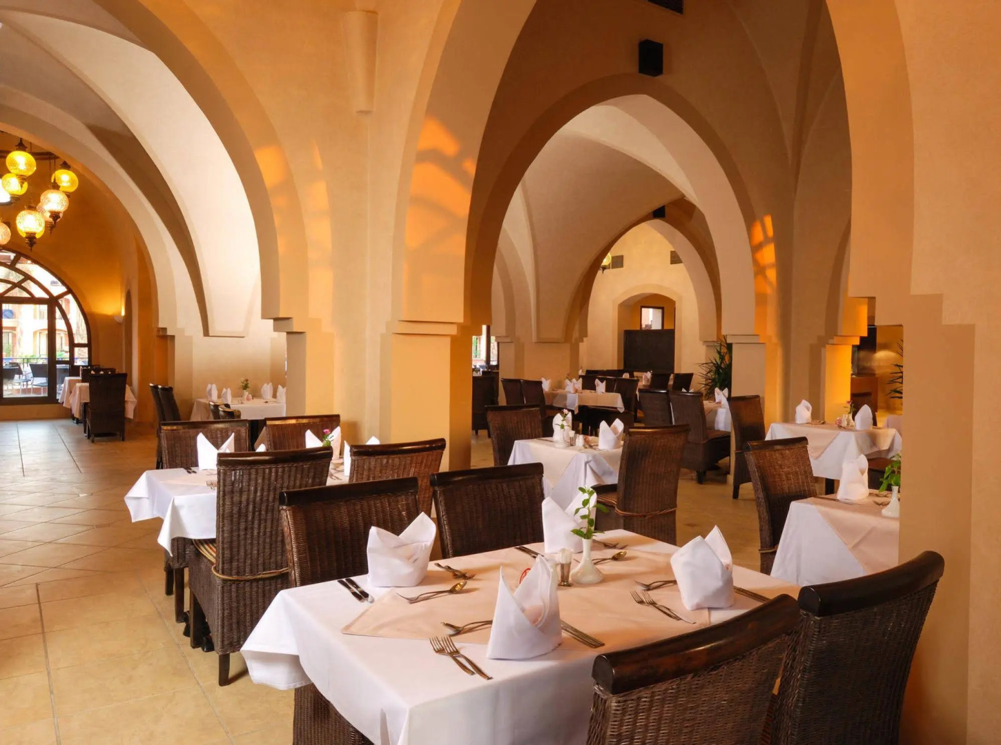 Sol Y Mar Dar El Madina