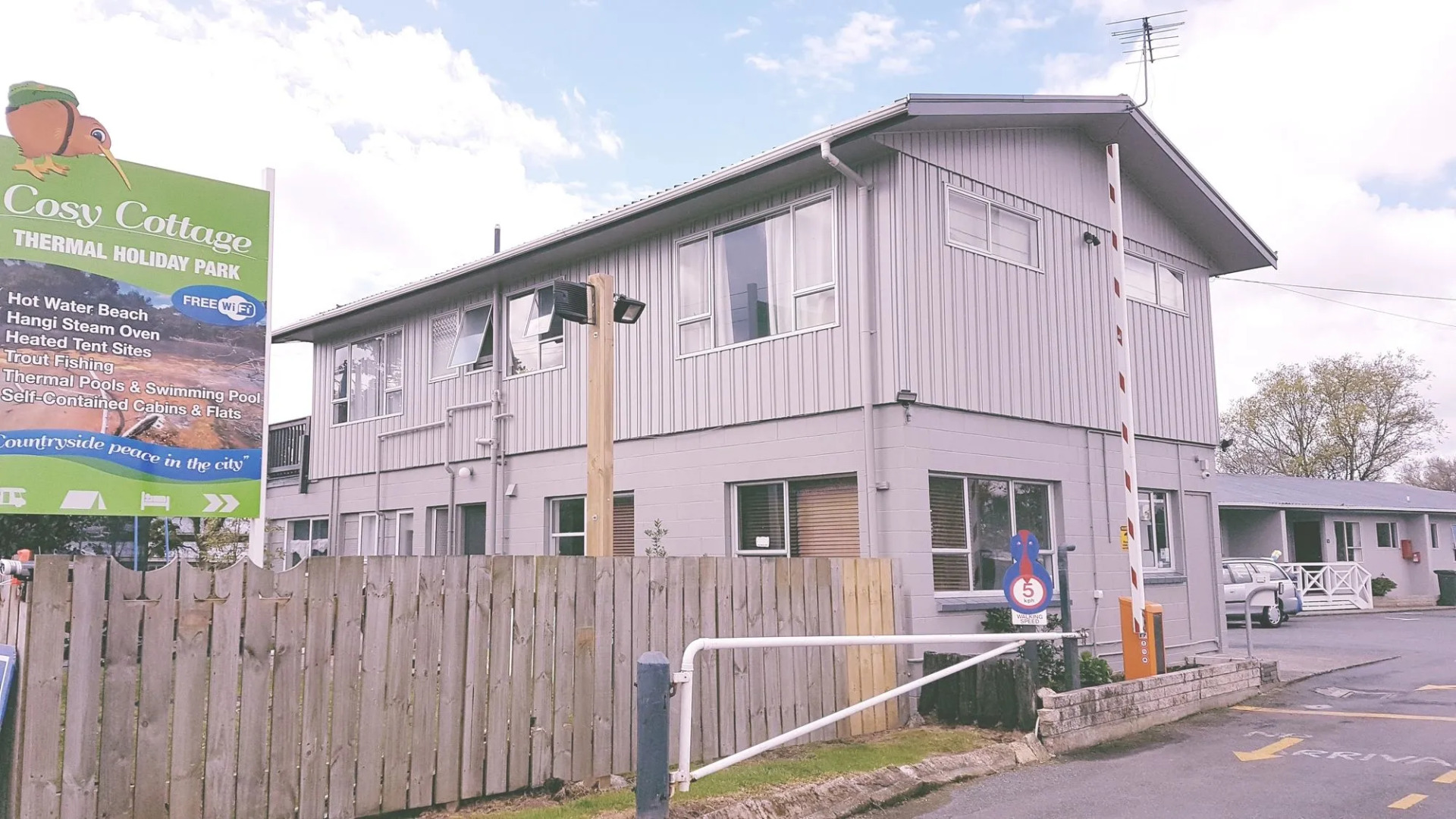 Cosy Cottage Thermal Holiday Park