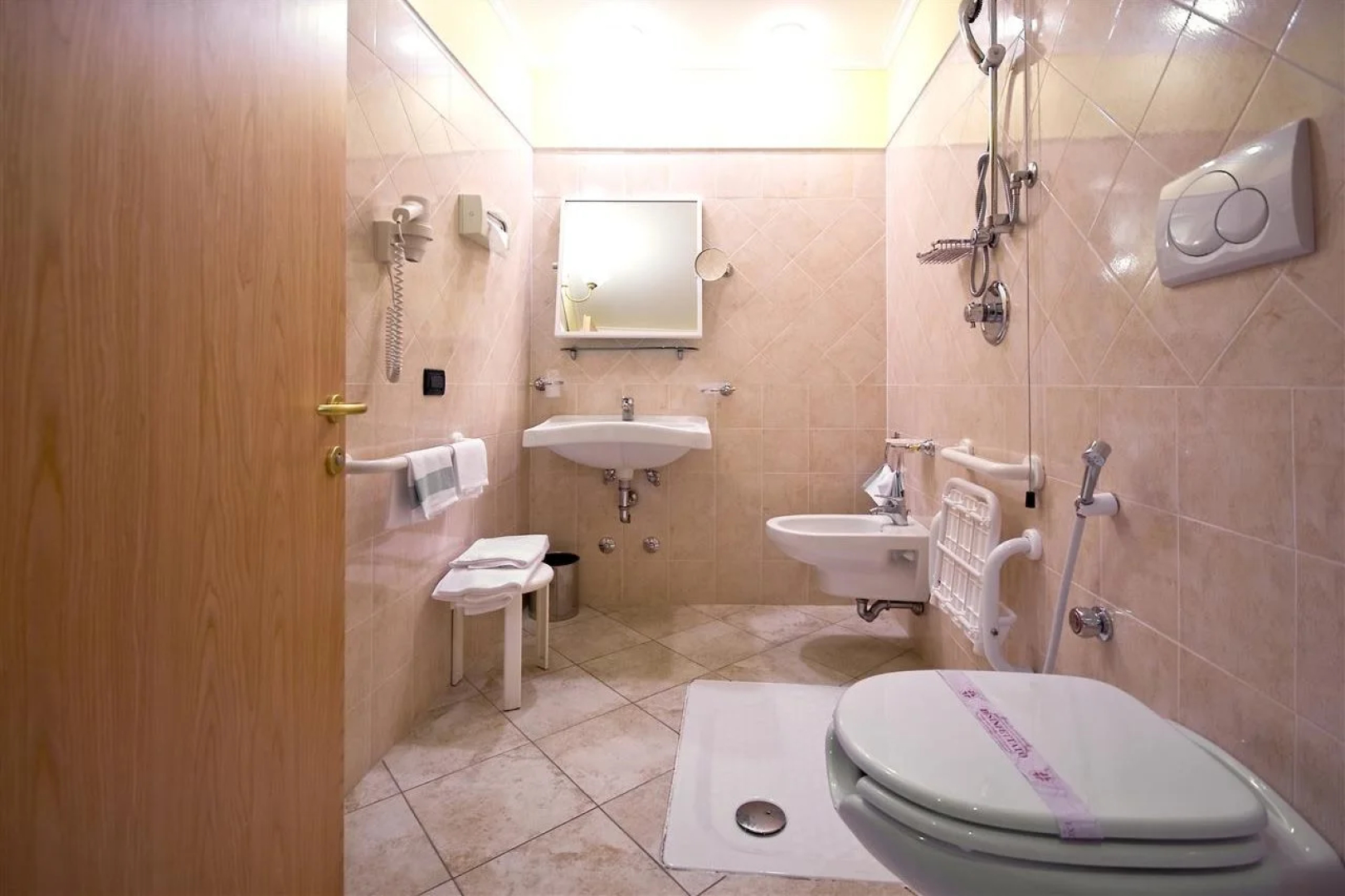 Hotel Tuscolana