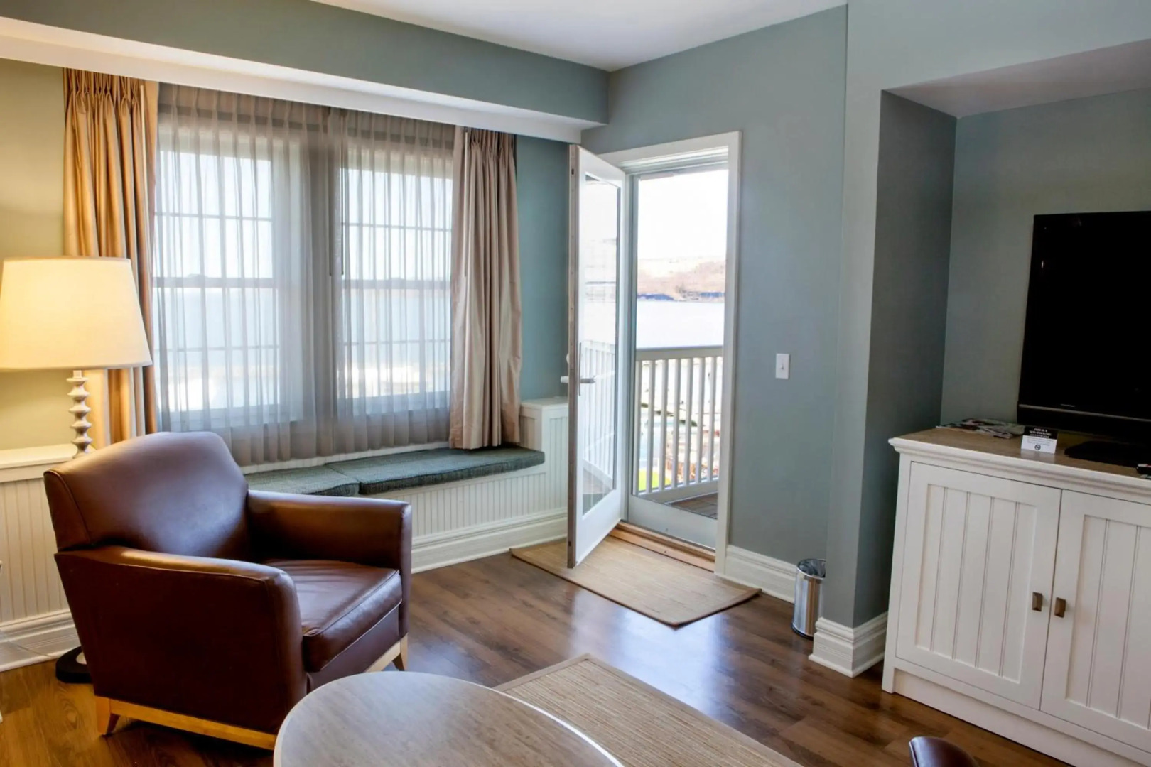 Watkins Glen Harbor Hotel