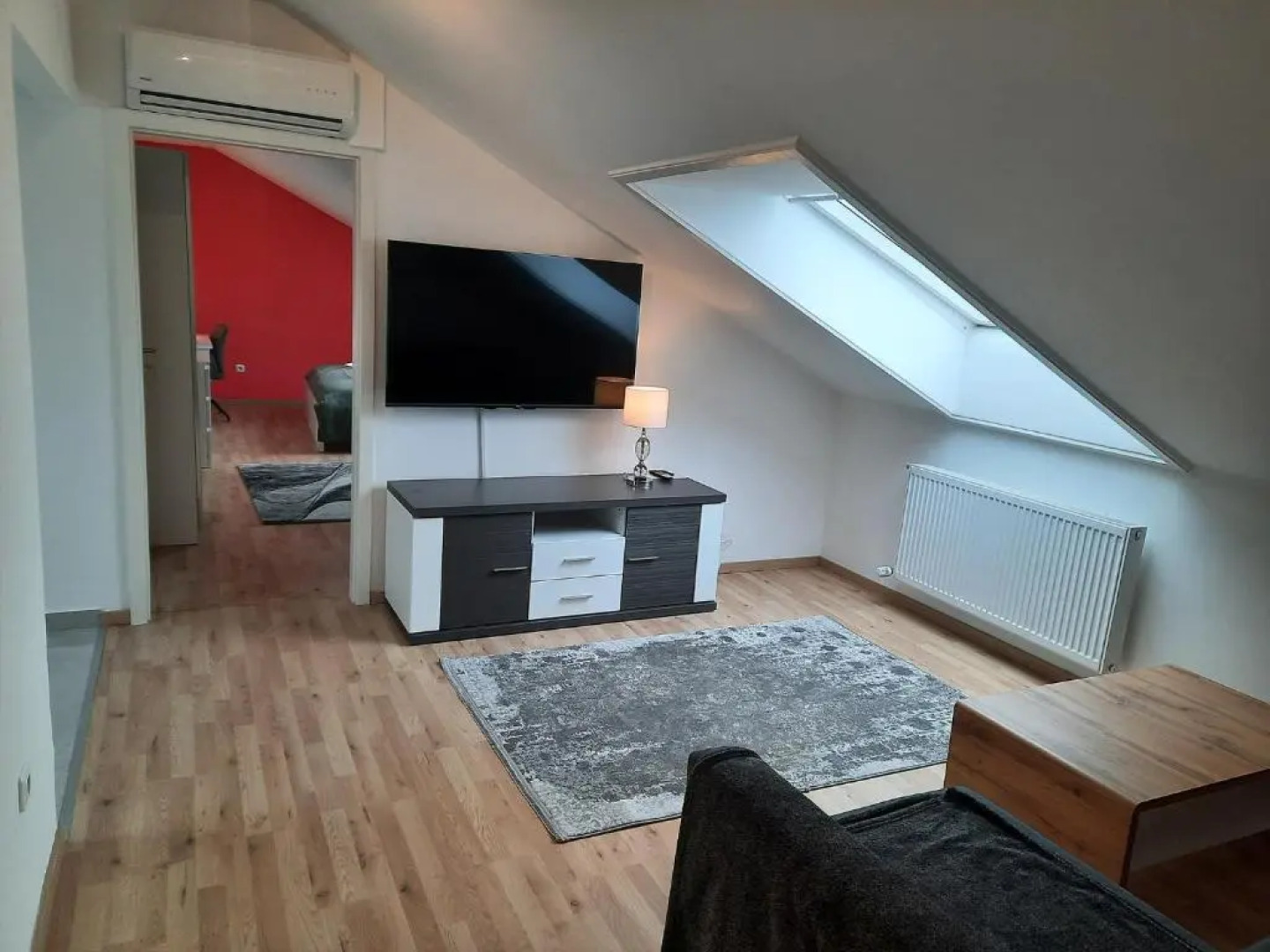 Schöne Wohnungen am Bahnhof in Dachau - 20 Min bis München Zentrum