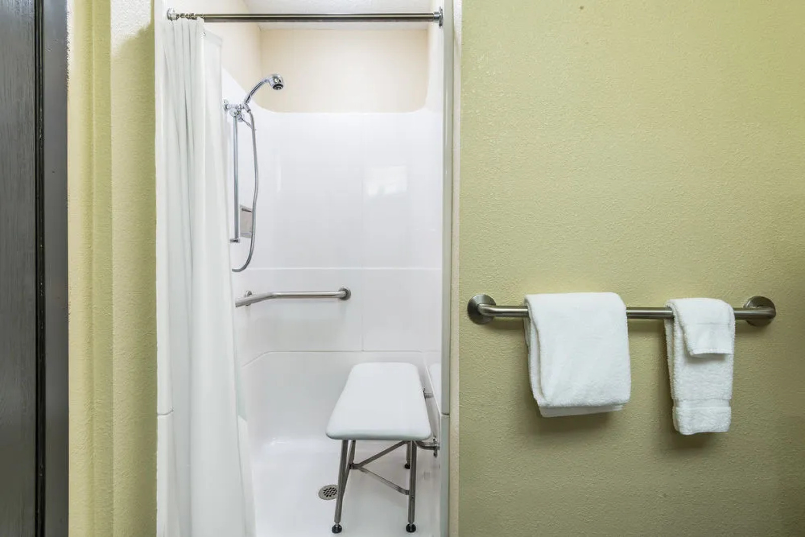 Super 8 Copley Akron