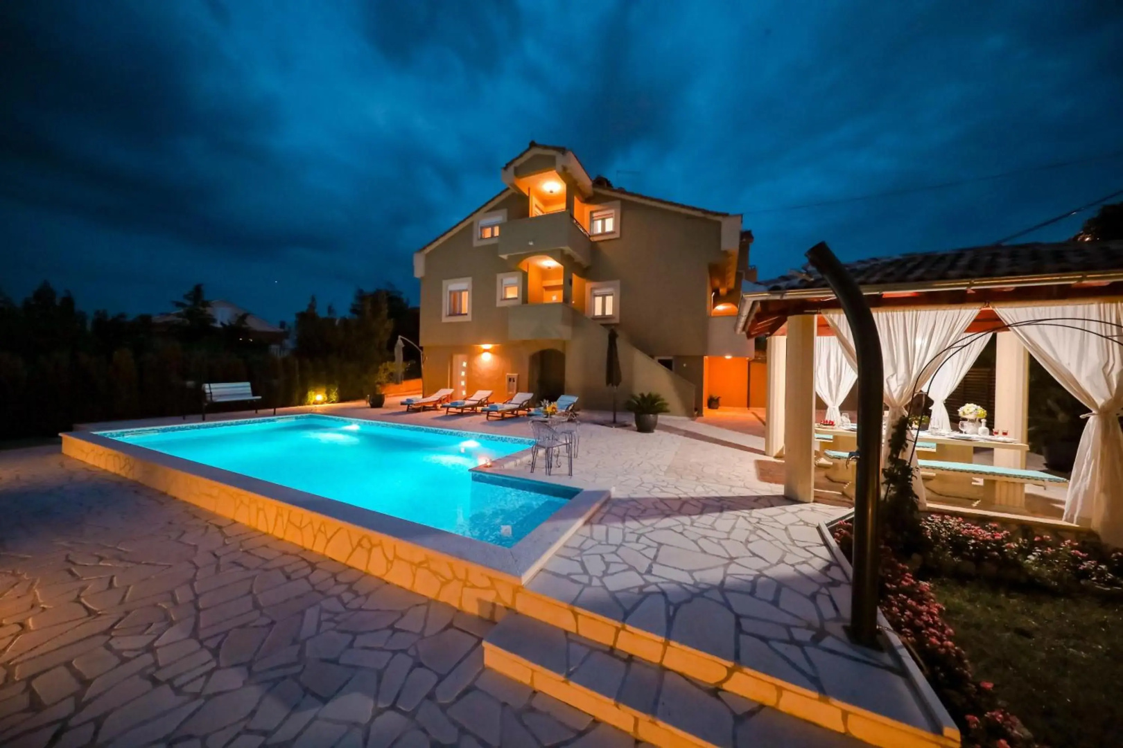Villa Kontrada