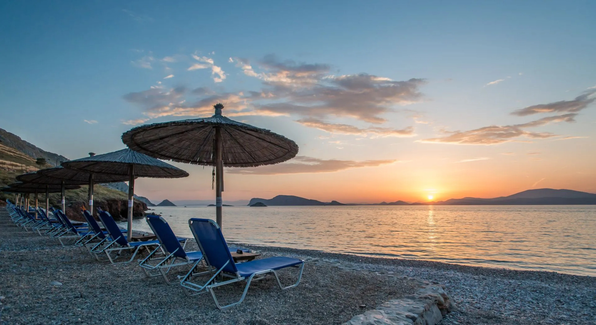 Four Seasons Hydra Luxury Suites