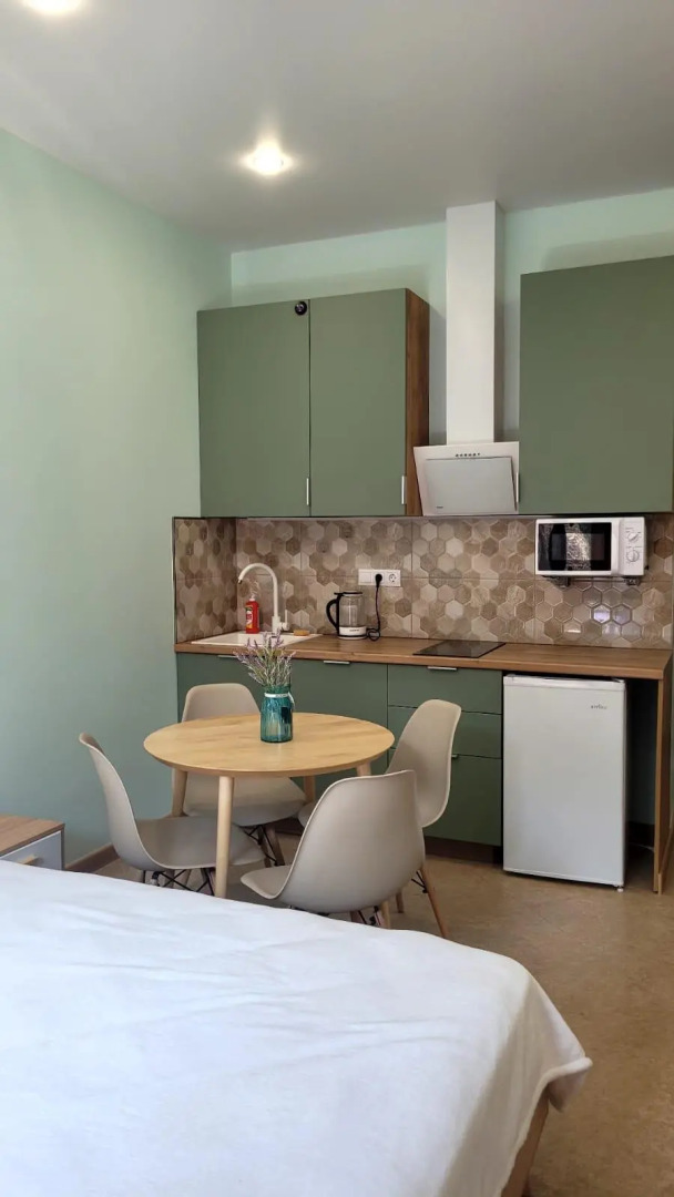 Море тут на улице Львовская