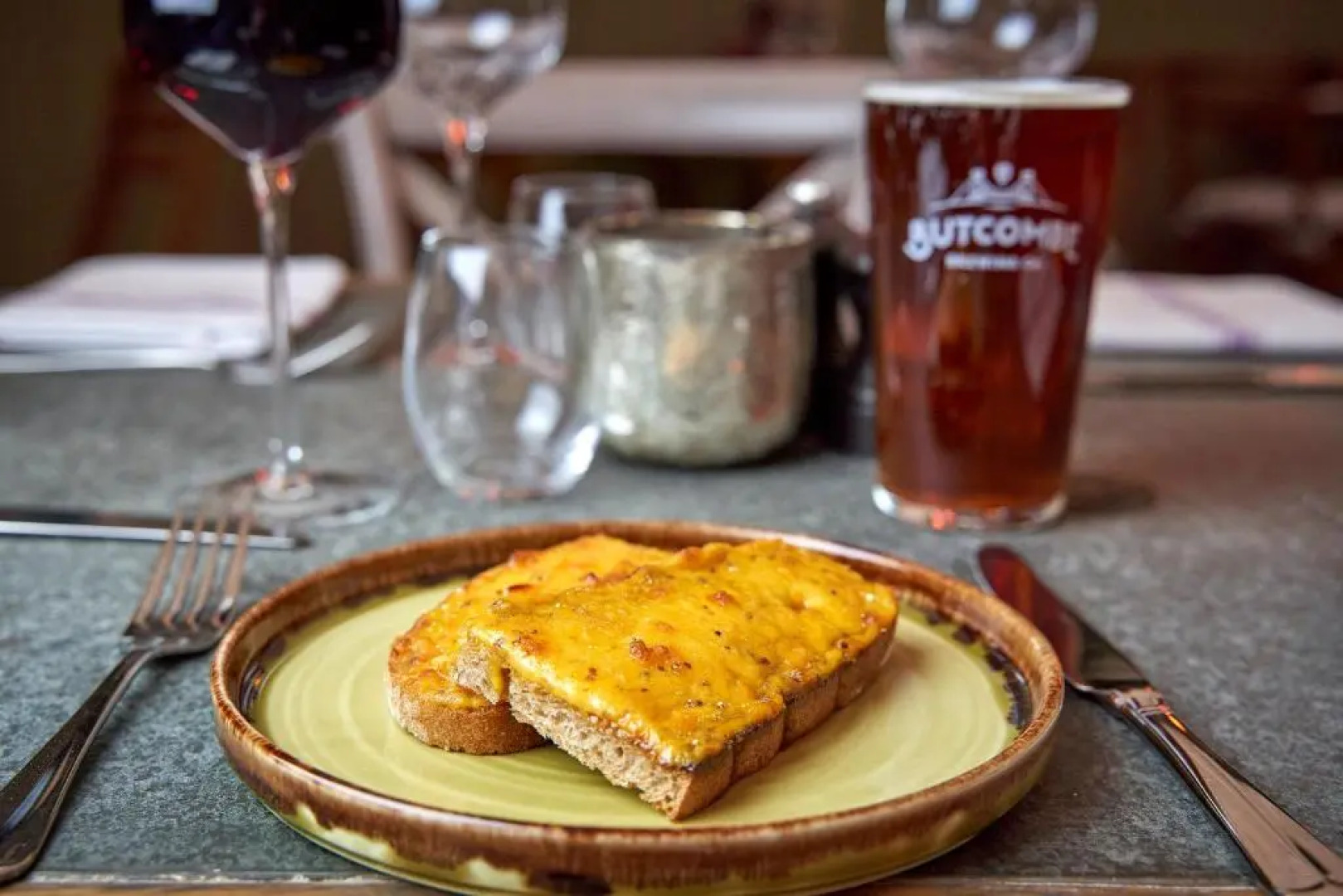 The Horse & Groom Inn