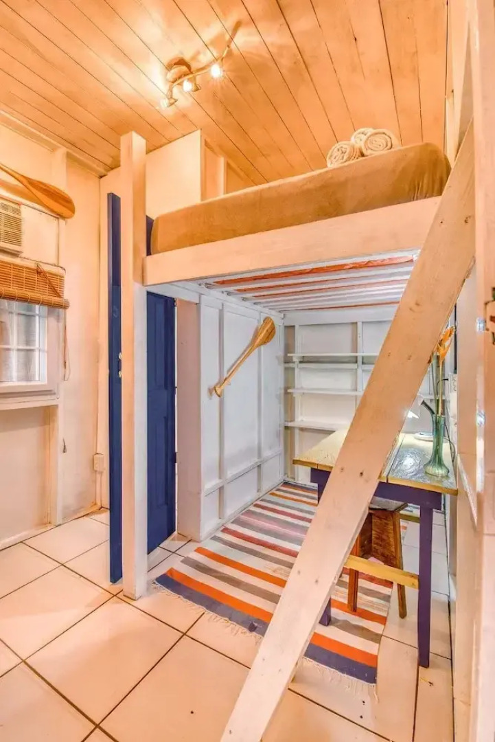 Saigon Bay Bed & Breakfast