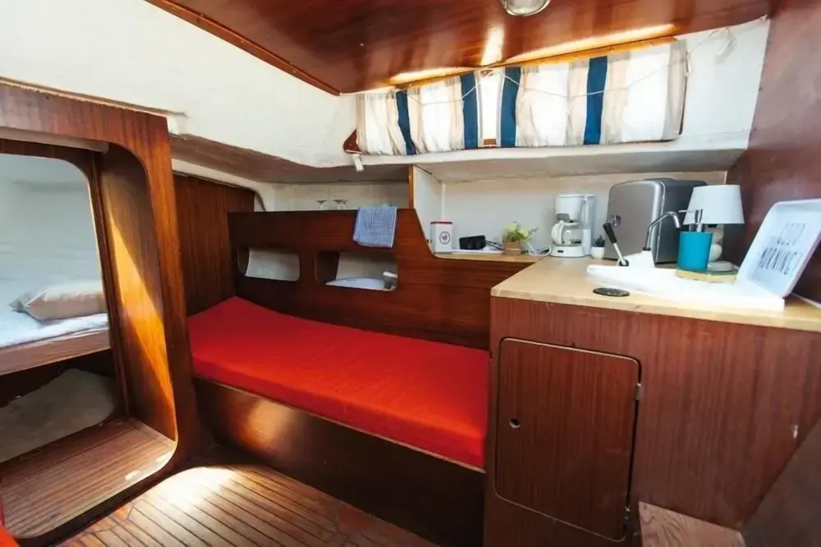 Charmant Voilier chauffé nuit insolite