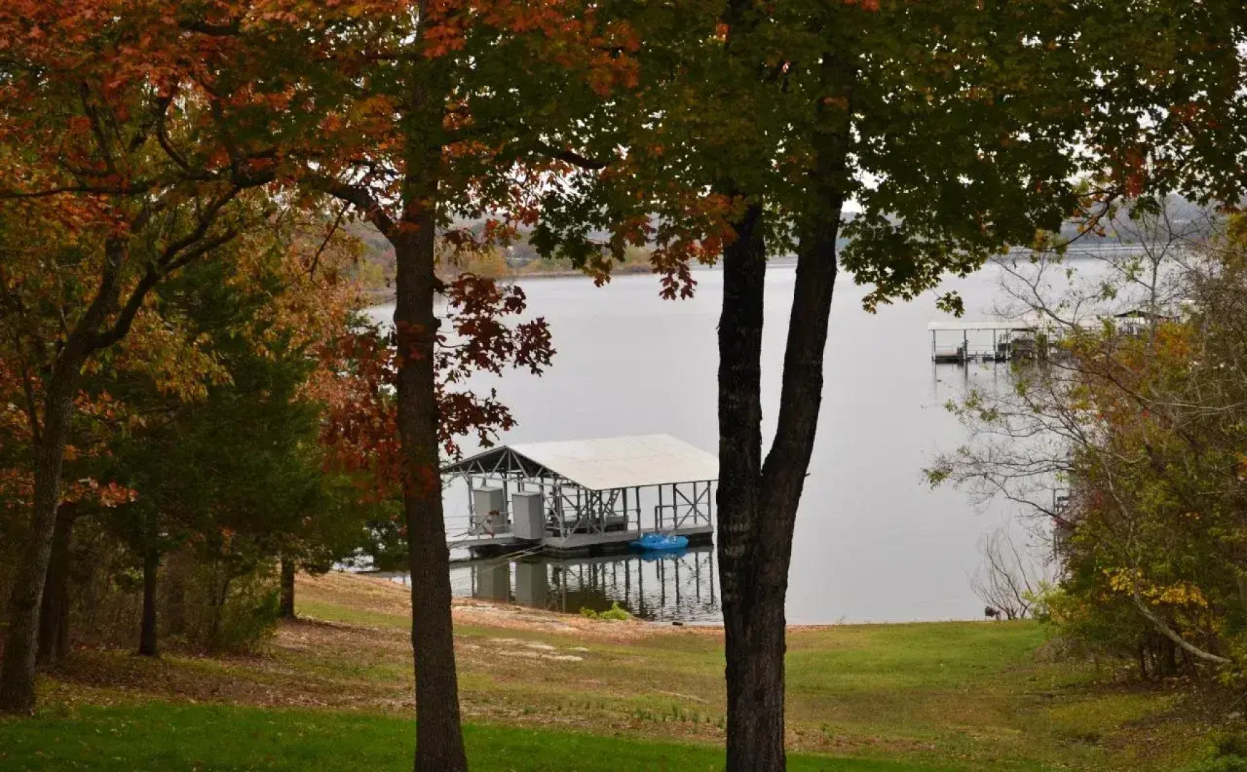 Anchor Inn on The Lake Bed and Breakfast