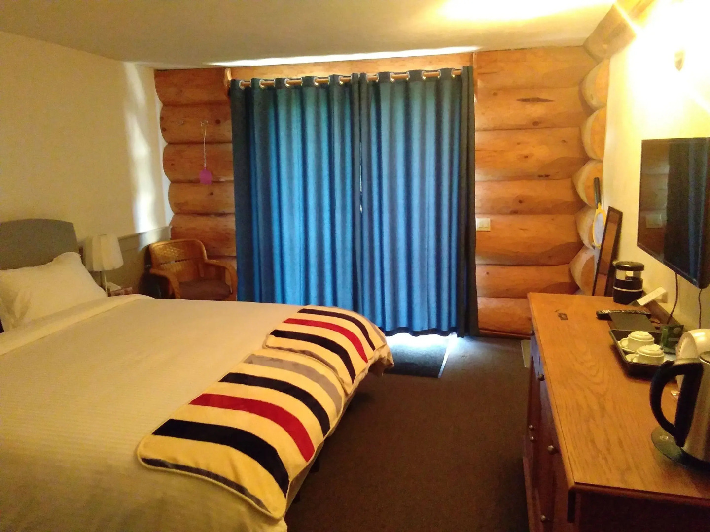 Cariboo Log Guest House