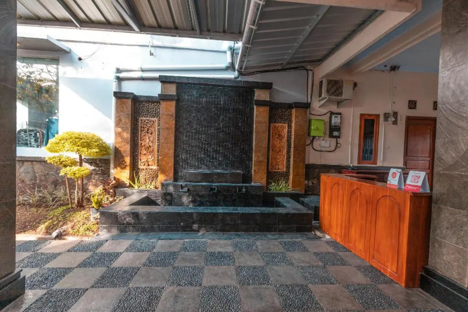 OYO 2137 D'colonel Residence Syariah