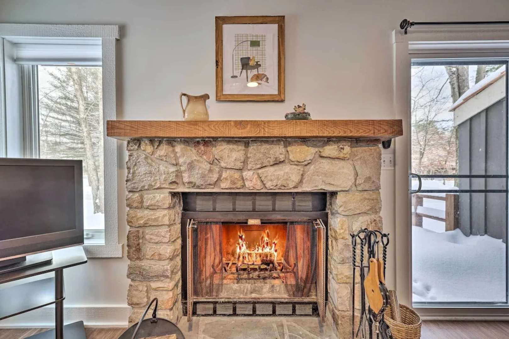 < 1 Mi to Jack Frost: Lake Harmony Townhome!