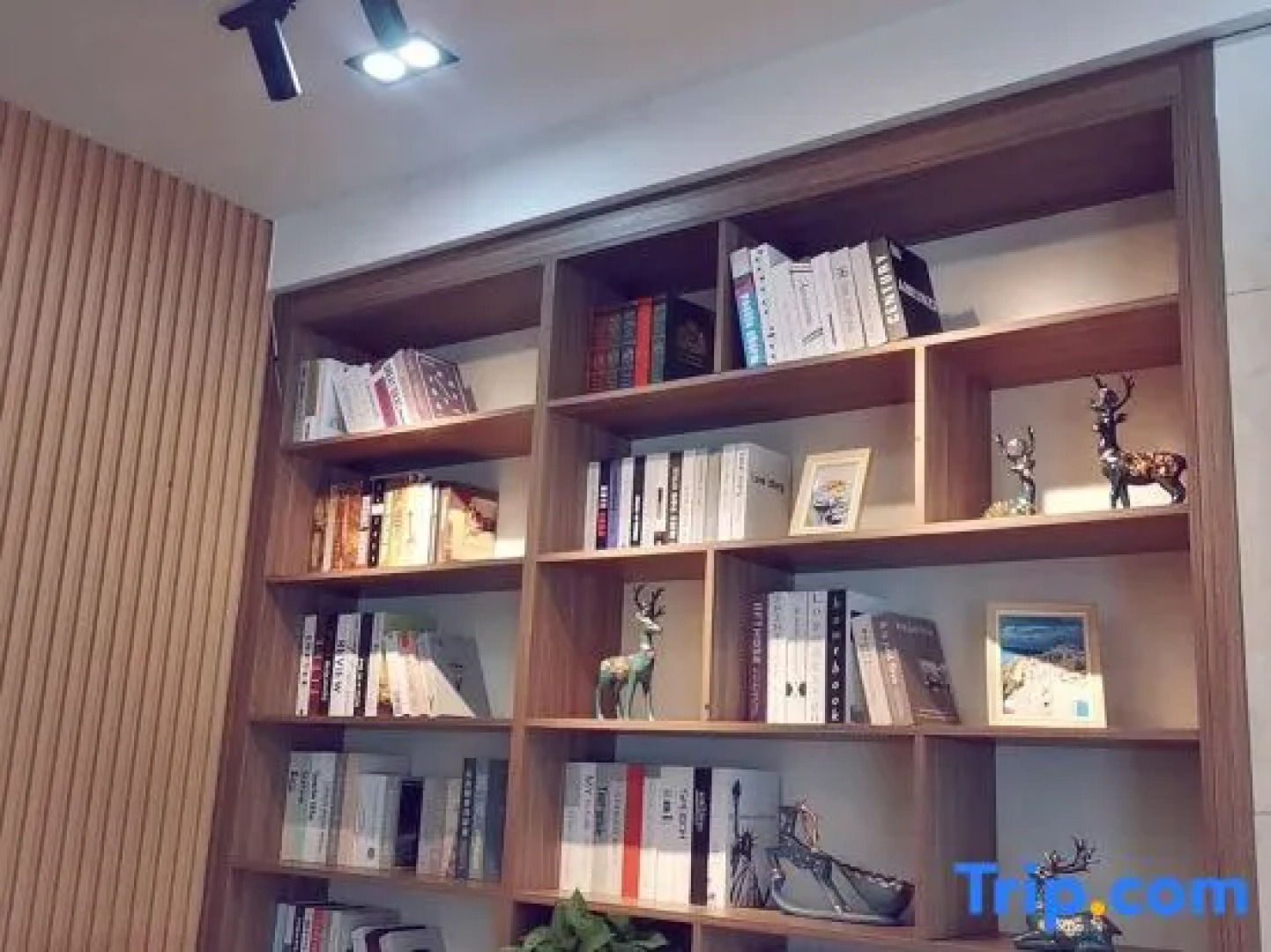 Huaxin Hotel Taining