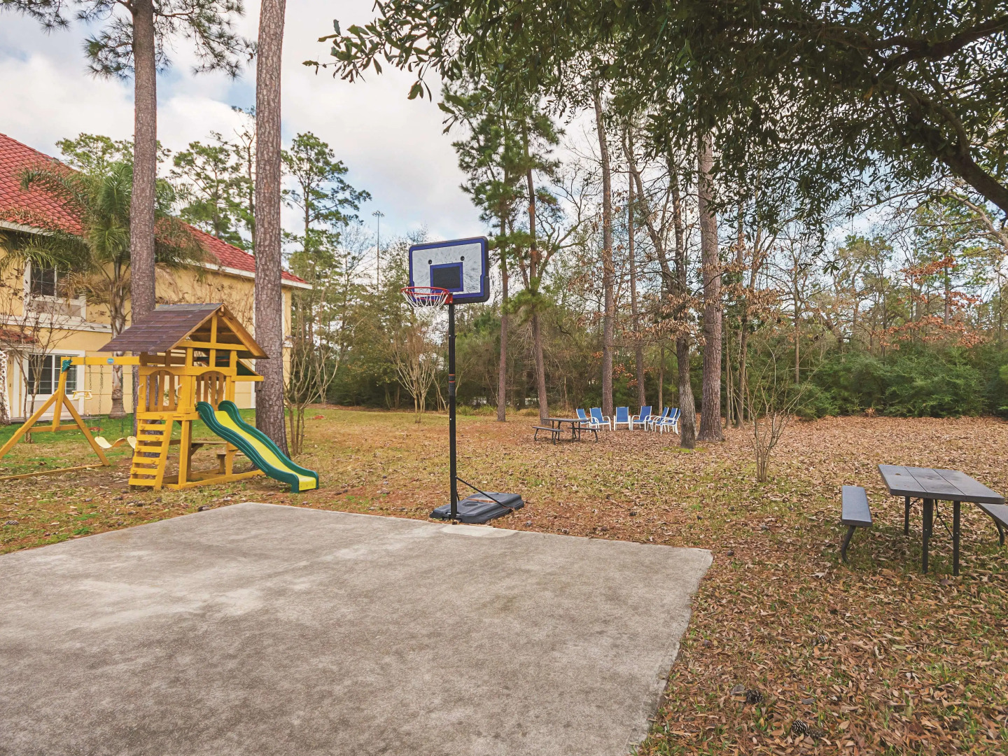 La Quinta Inn & Suites by Wyndham Kingwood Houston IAH Airpt