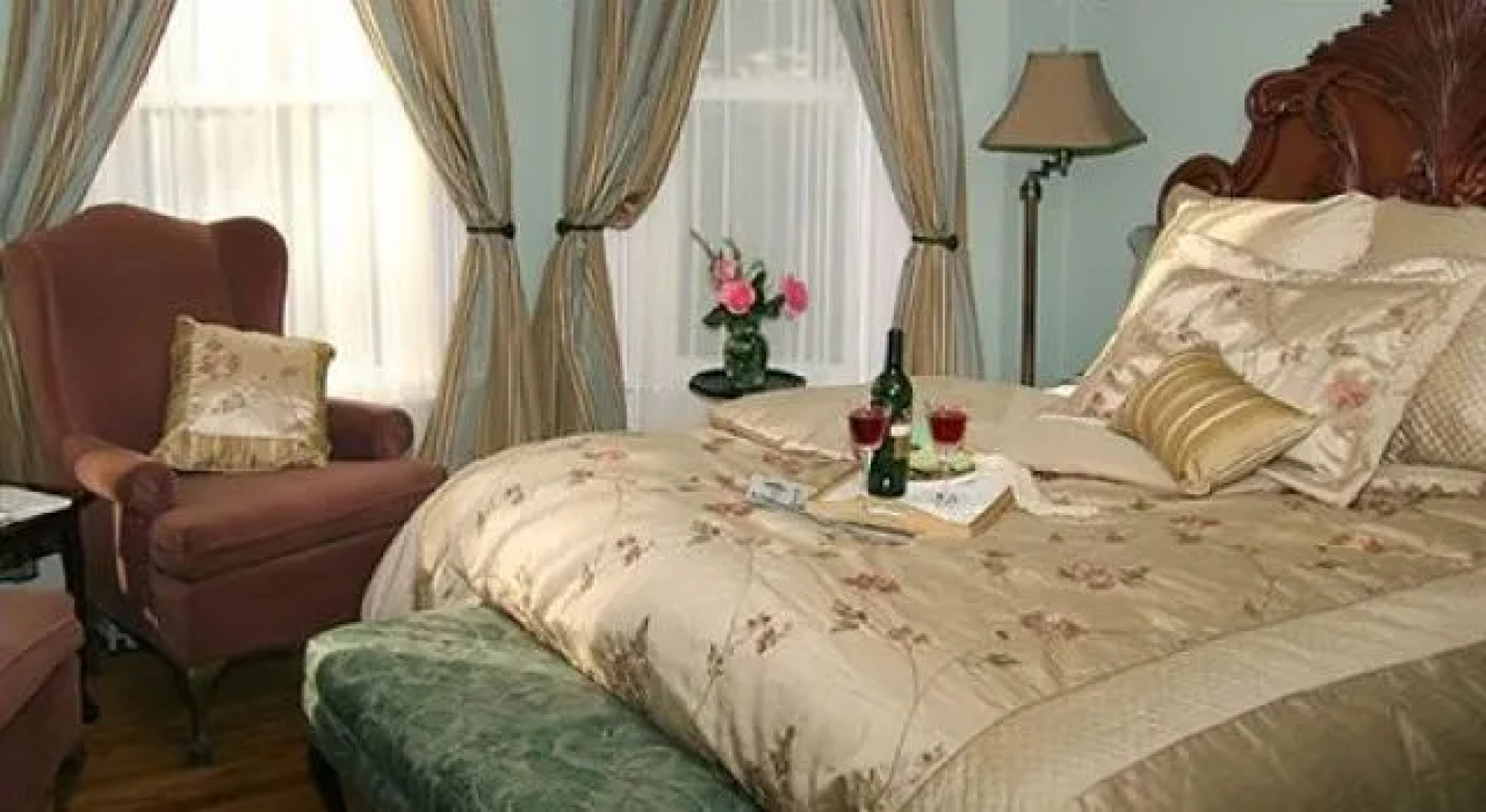 Albert Shafsky House Bed And Breakfast