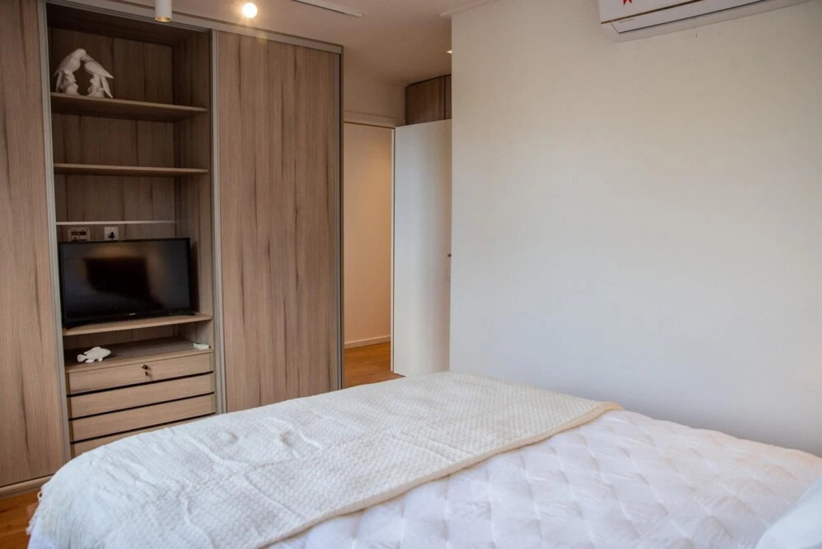 Cobertura Nica Beira-mar Barra Bali Resort