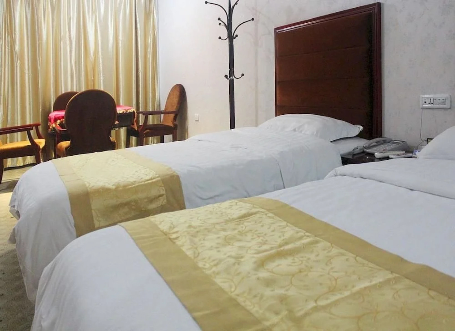 Shiyan Chuyuan International Hotel