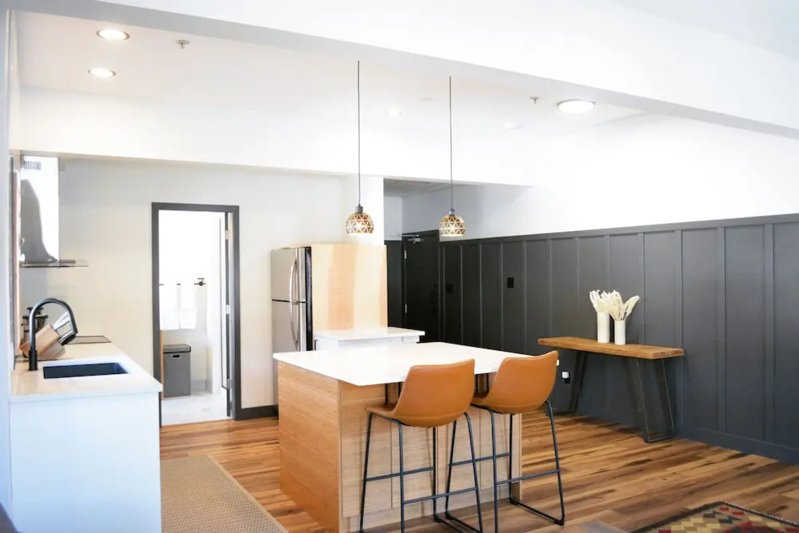 The Flying Steamshovel Inn