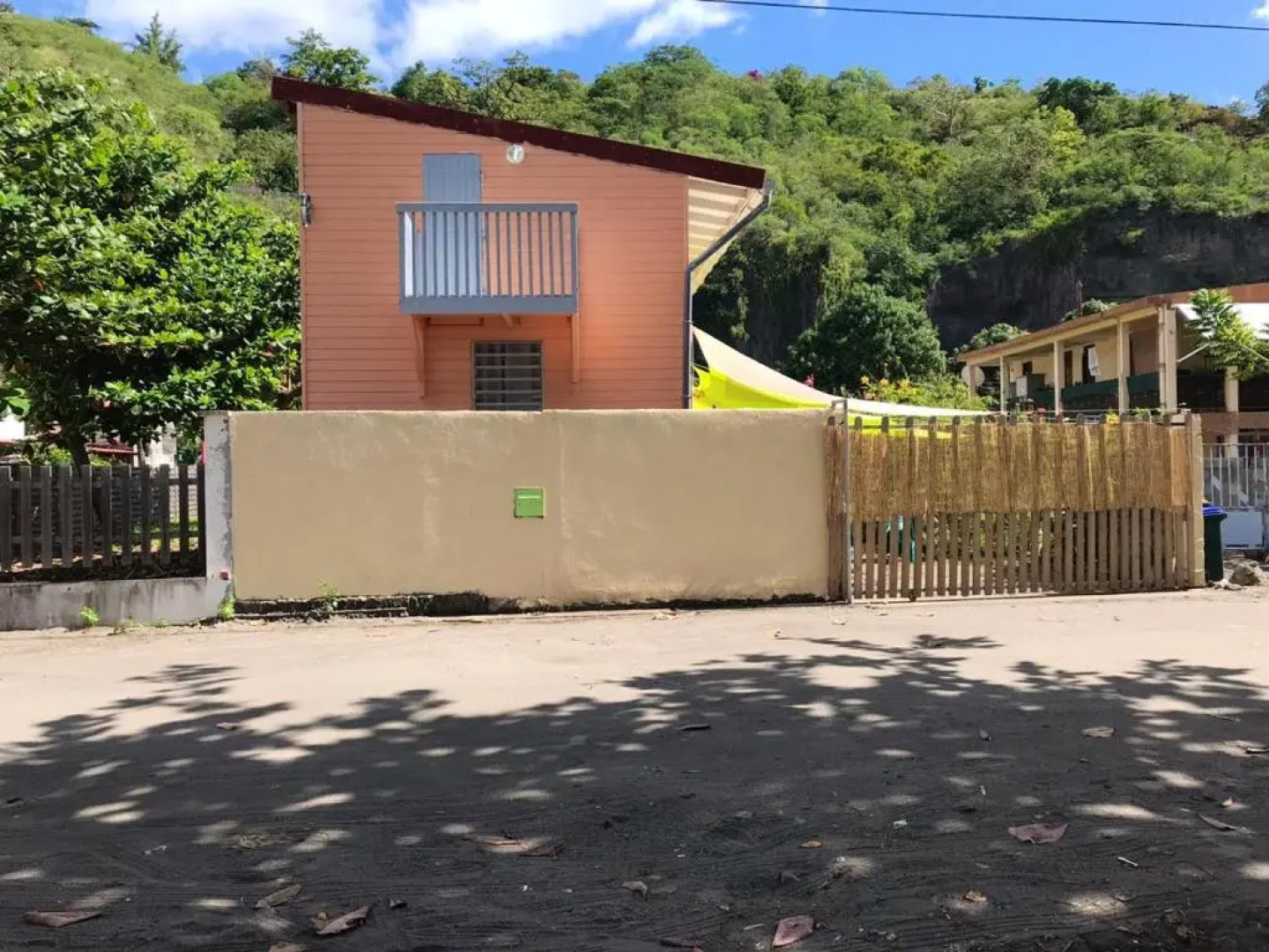 Apartment With one Bedroom in Le Carbet, With Wonderful sea View, Encl