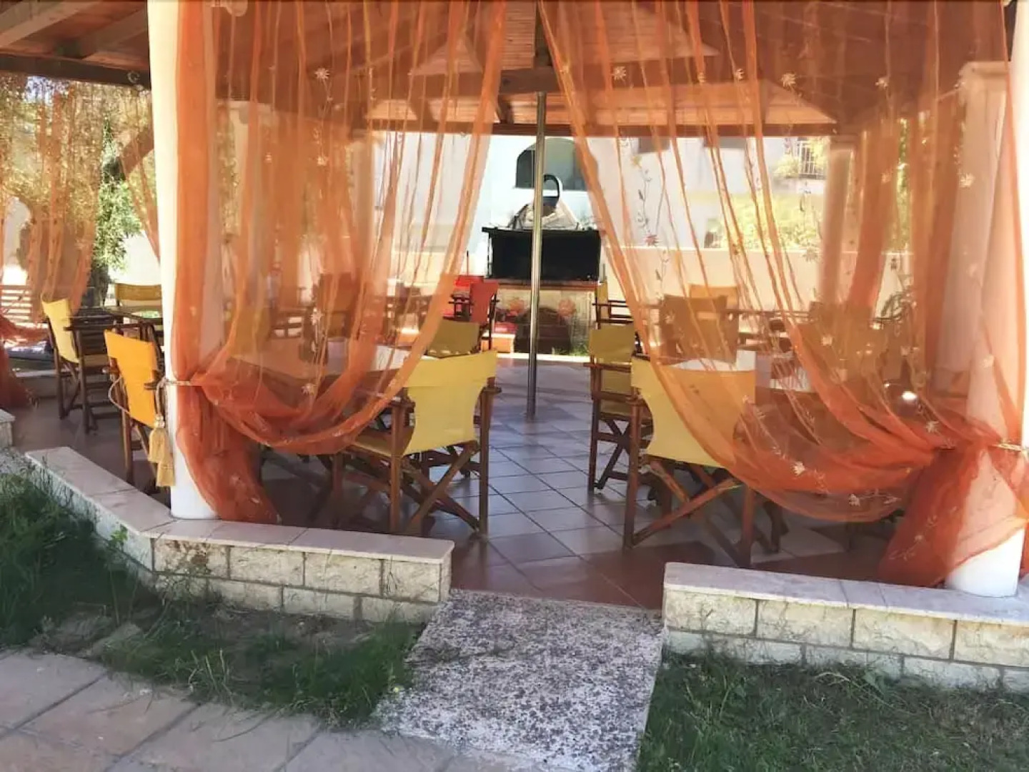 Villa Askamnia and Suites