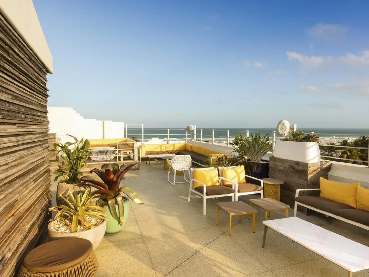 Clevelander Hotel – Adults Only