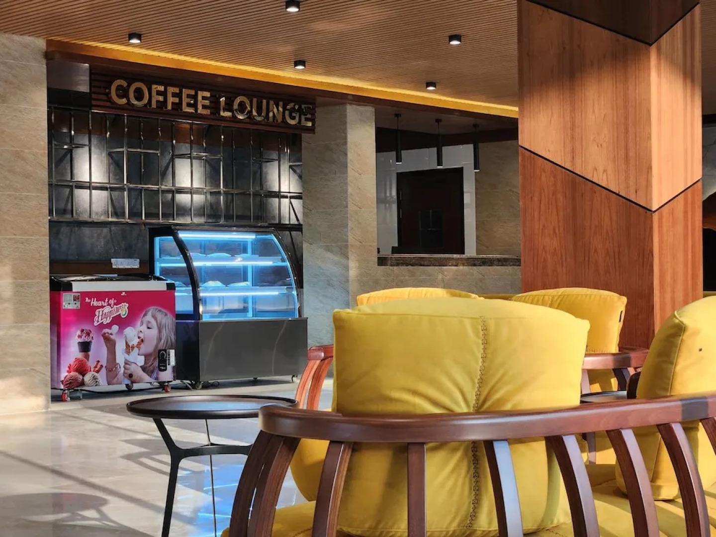 Paragon Hotel and Resort