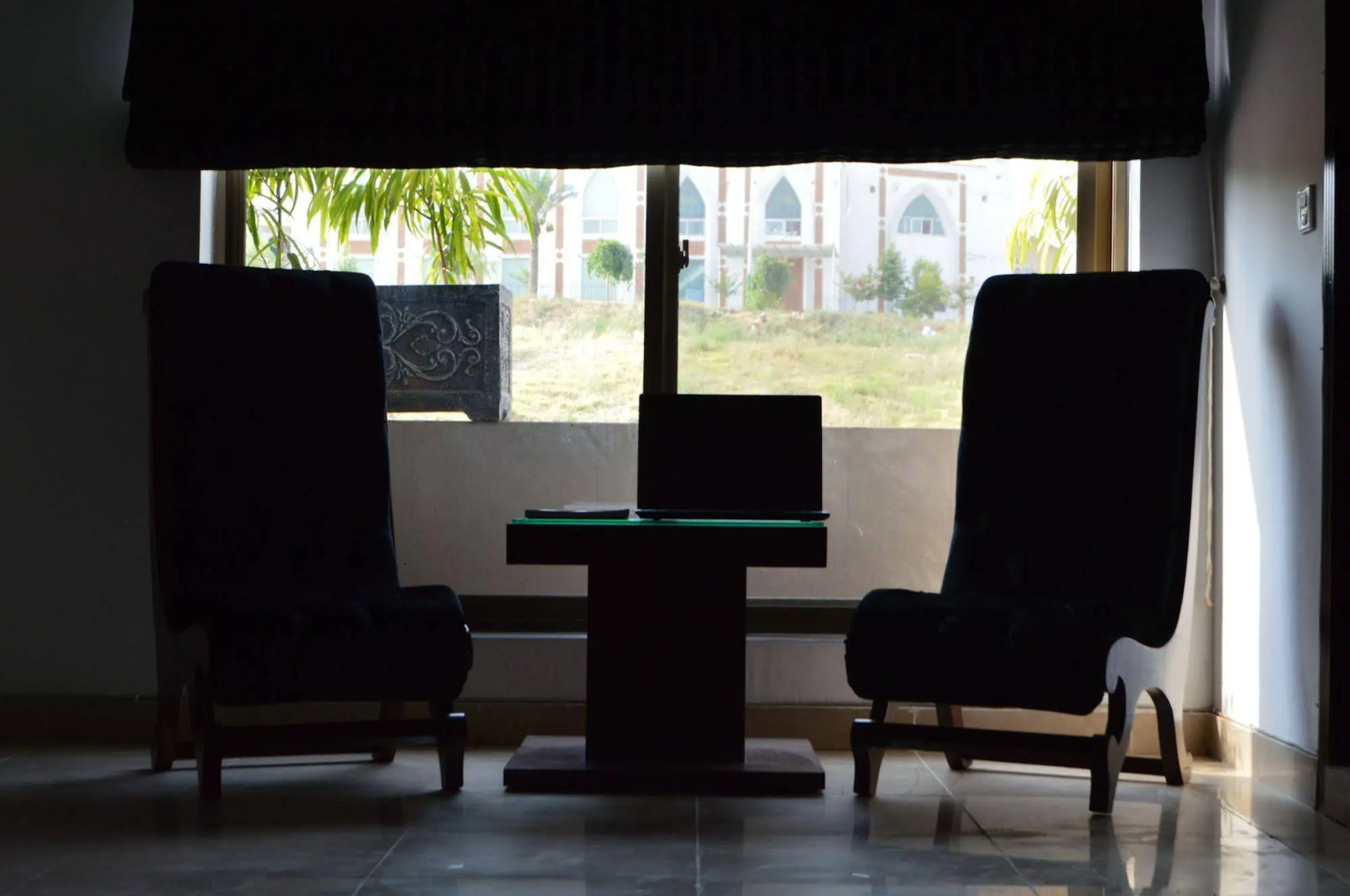 Intellectual Inn - Bahria Town