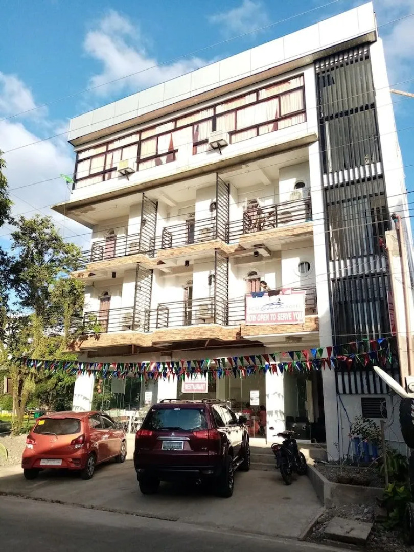 ACM Surfing View Hotel