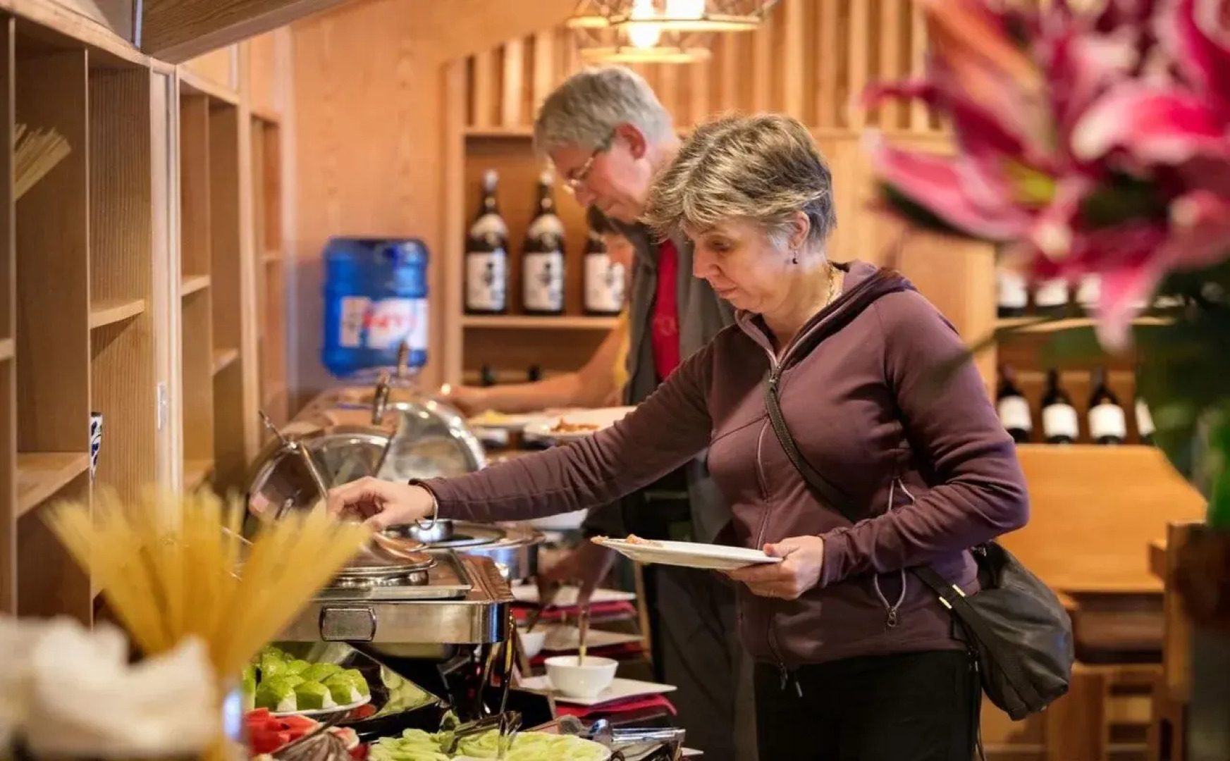 Sunny Mountain Hotel