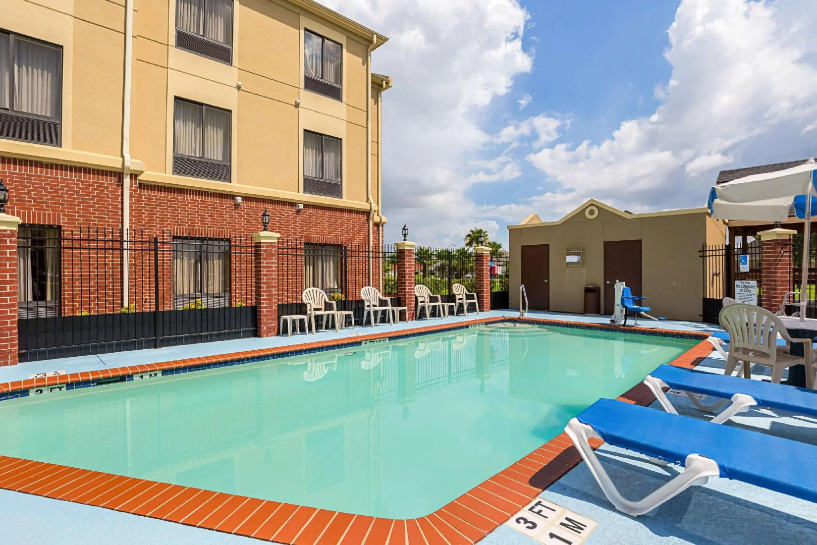 Comfort Inn & Suites Port Arthur-Port Neches