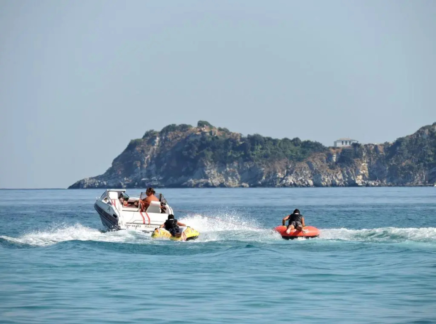 Hatzoudis Luxury Suites