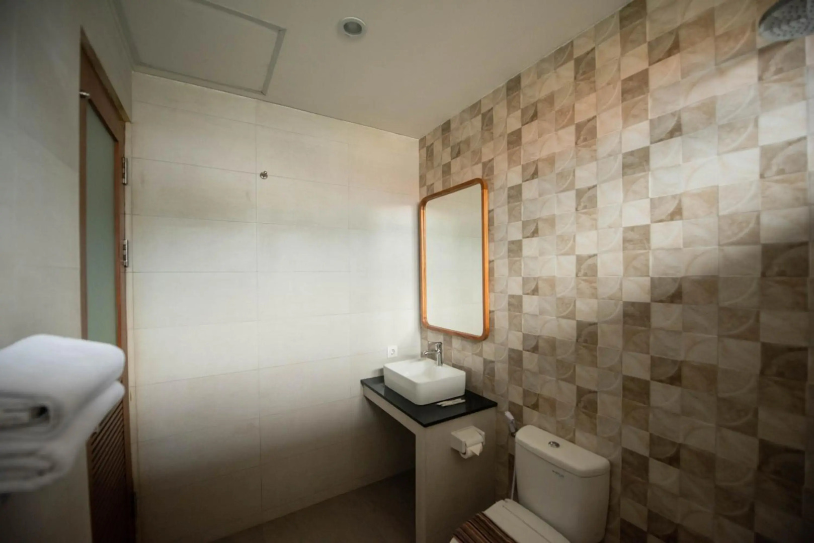 Sandat Hotel Legian