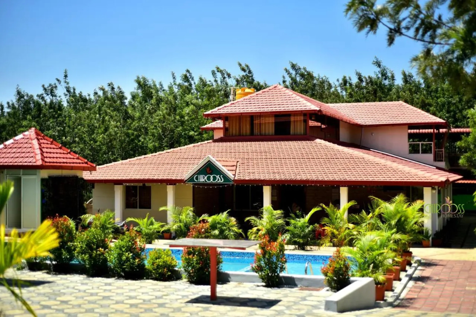 Chirooss Resort