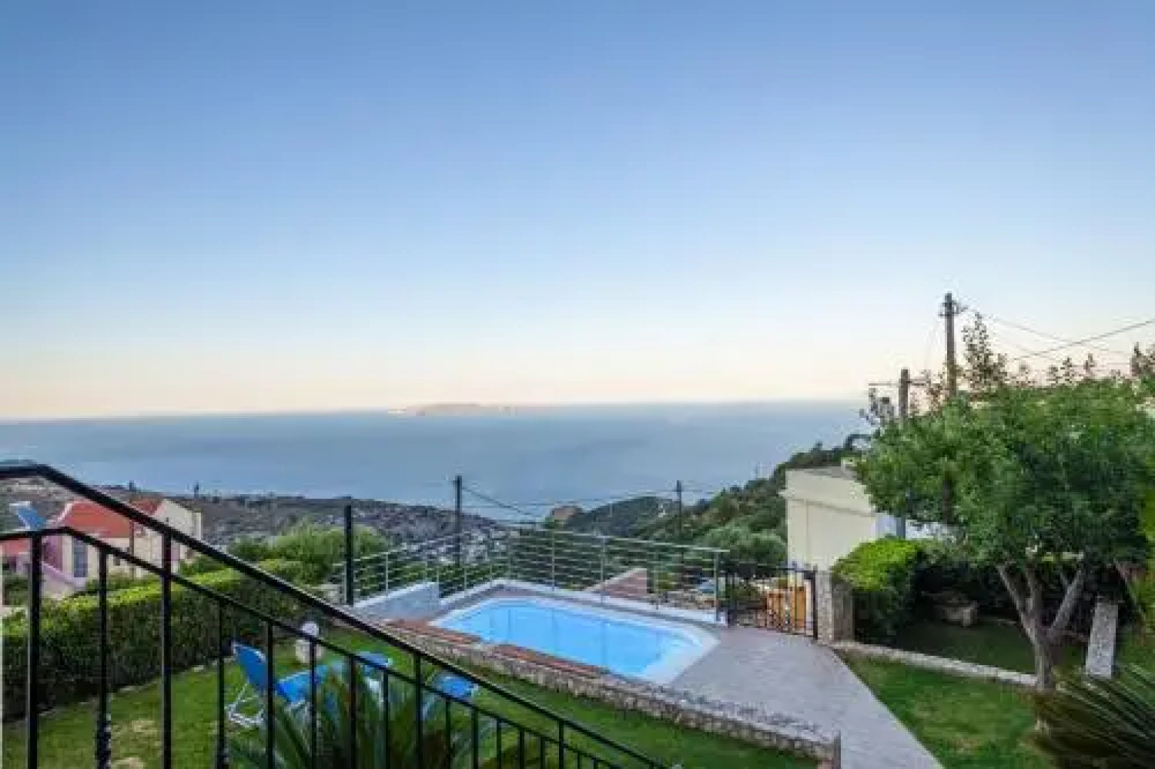 Panorama TraditionalHouse