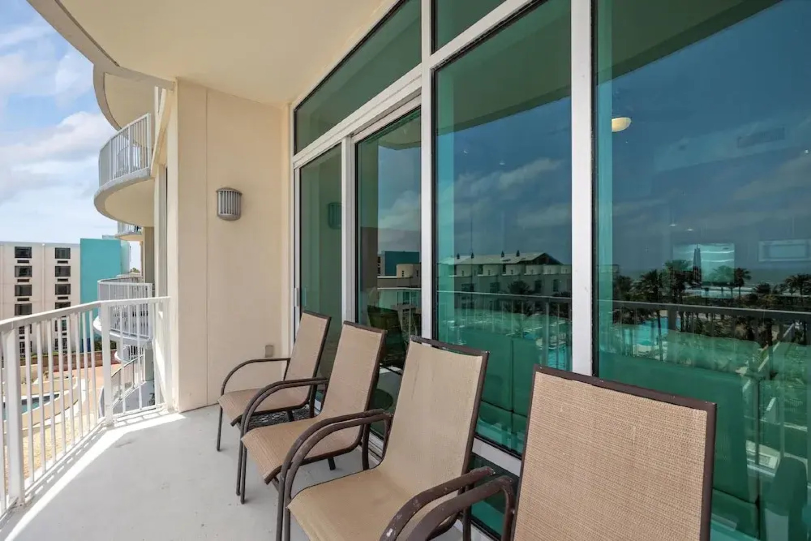 Sapphire Condo & Spa Unit # 406 3 Bedroom Condo