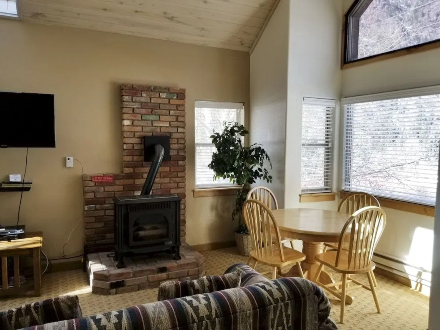 Alpenglow Vacation Rentals