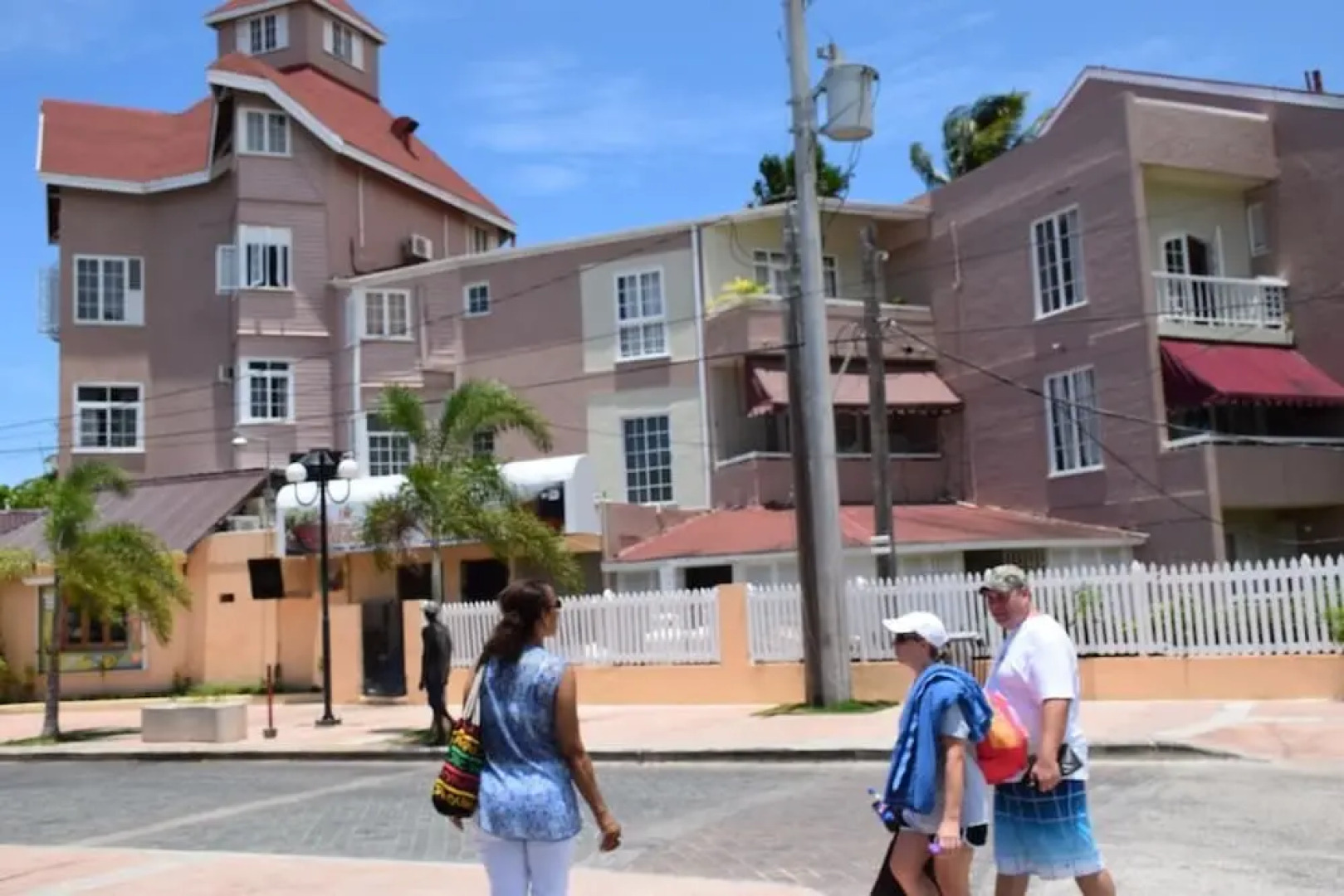 Fisherman's Point Holiday