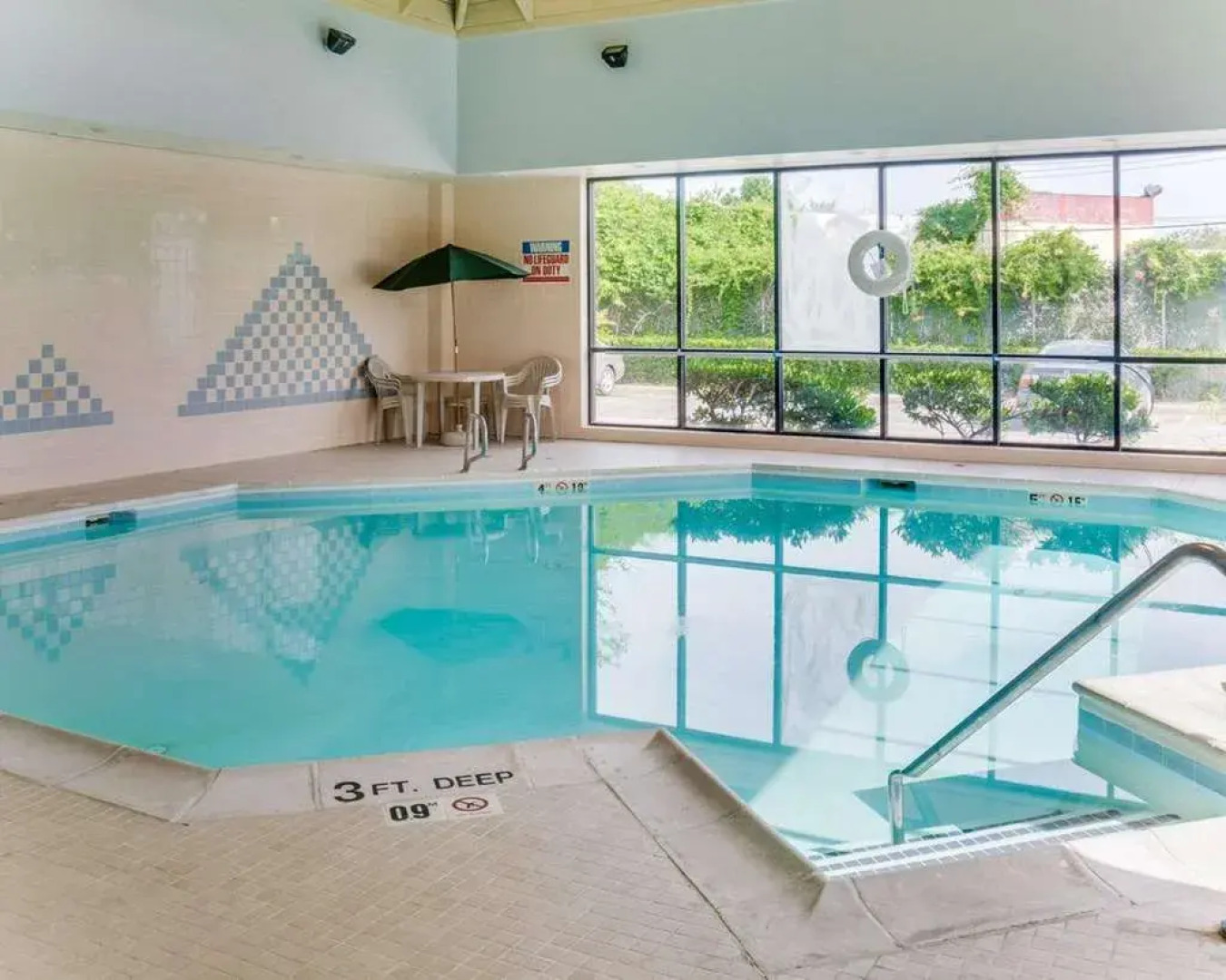 Econo Lodge Naval Station Norfolk